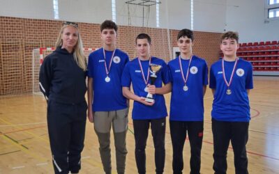 Natjecanje u badmintonu