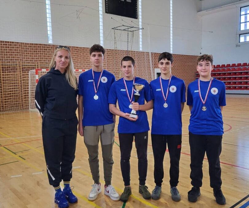 Natjecanje u badmintonu